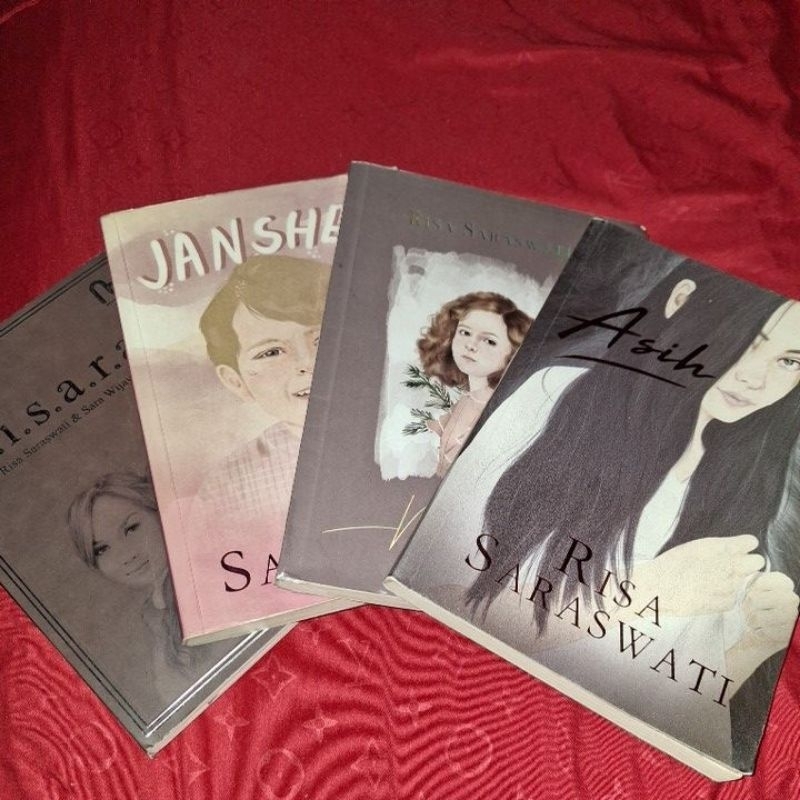 

ORIGINAL-BUKU JURNALRISA (HORROR)