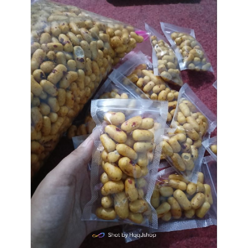 

cemilan pilus bumbu rujak kemasan (25gr) pouch