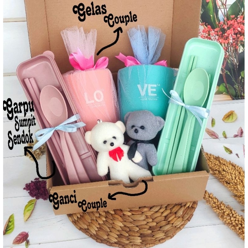 

Hampers Wedding / Hampers ultah / Hampers aniversary / Hampers murah bjm