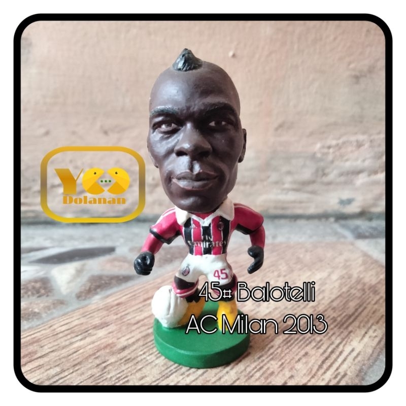 45# BALOTELLI - AC MILAN 2013 CORINTHIAN PROSTARS FIGURE PEMAIN BOLA