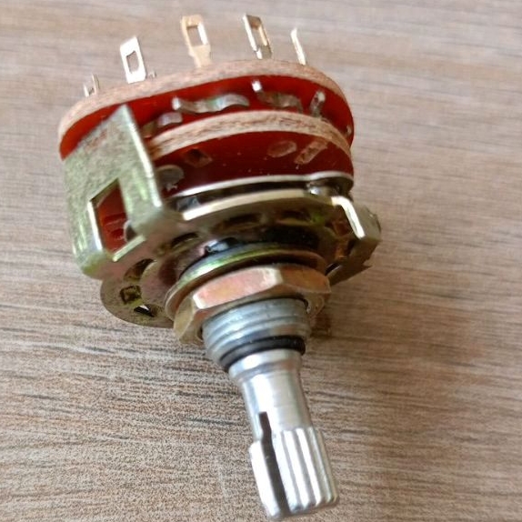 potensio Rotary Switch Selector Potensio Saklar Putar 3x4 3 Pole 4 Posisi Knob.