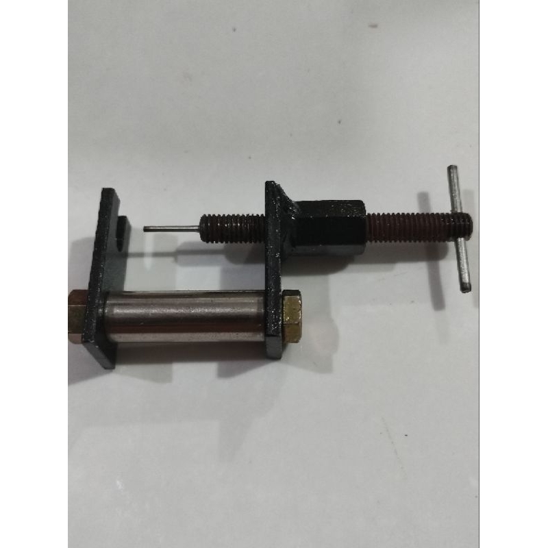 Tracker Bongkar Ban Tamiya