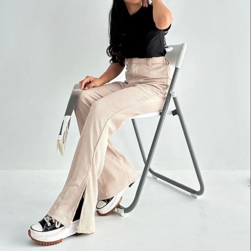 CELANA CUTBRAY KNIT/KNIT KULOT/CELANA CUTBRAY BELAH PINGGIT
