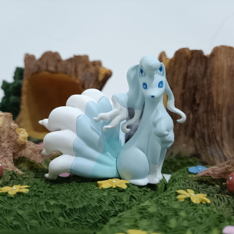 Takara Tomy ARTS Gashapon Pokemon Alola Ippai Collection Gen 7 Figure : Alolan Ninetales
