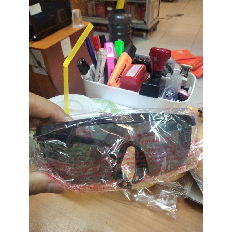 JUAL KACAMATA LAS LENSA HITAM, JUAL KACAMATA LAS, JUAL KACAMATA LAS LENSA HITAM MURAH, KACAMATA LAS,