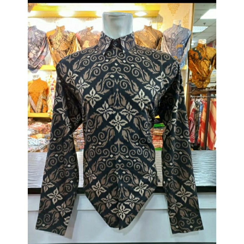 kemeja batik motif tenun