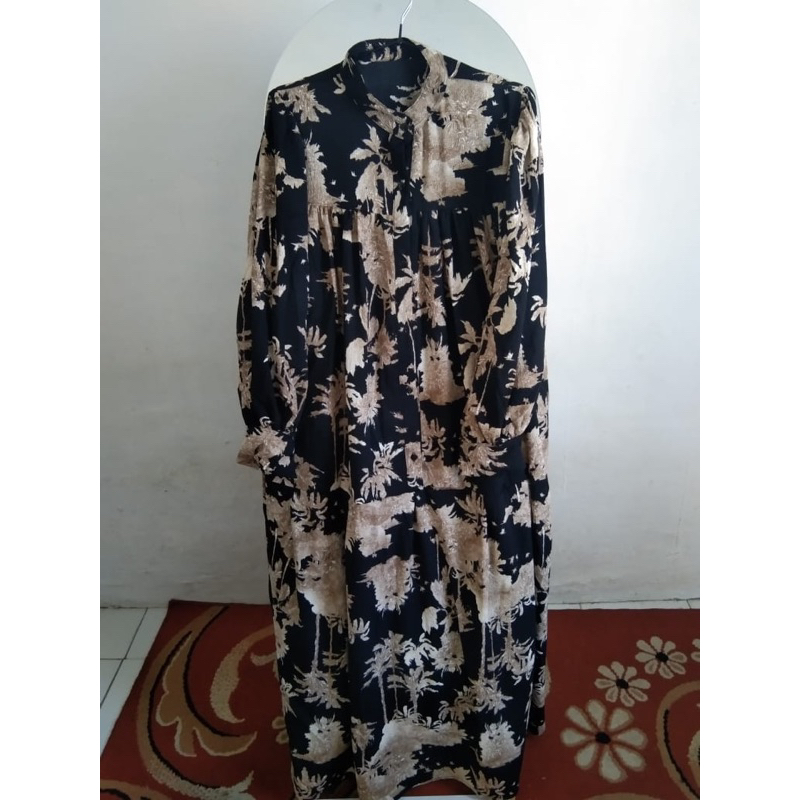 Dress_Crinkle_Hitam_Motif
