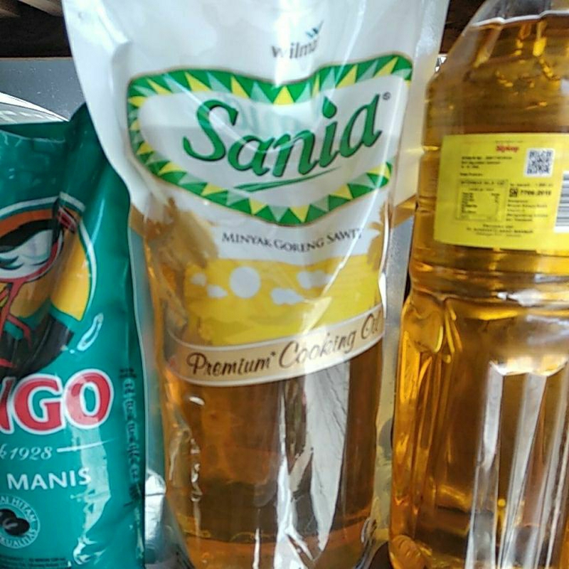 

Sania Poch minyak goreng 1L