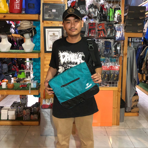 TAS SELEMPANG LAPTOP COZMEED BELFORT