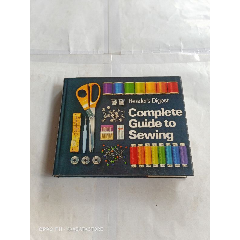 BUKU READER'S DIGEST COMPLETE GUIDE TO SEWING
