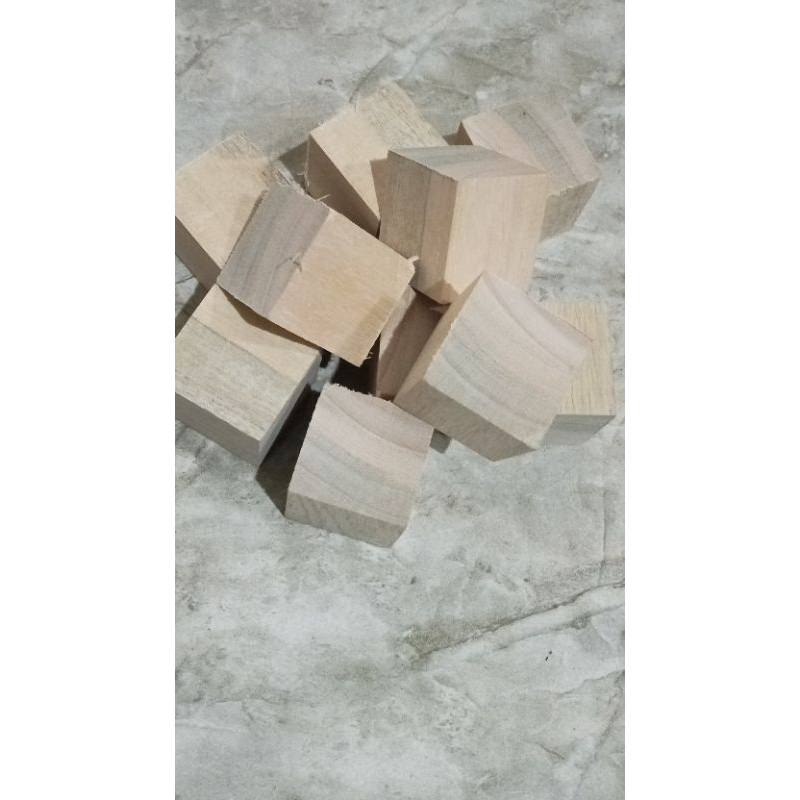 paket balok kayu 4*4*4 cm termurah