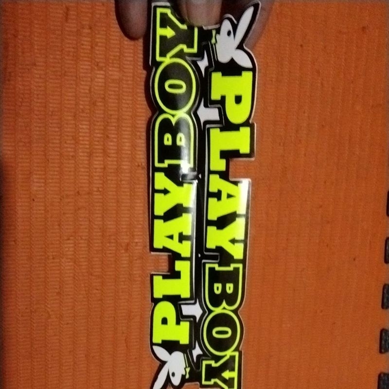 

Stiker Play Boy ( isi 2 pcs)