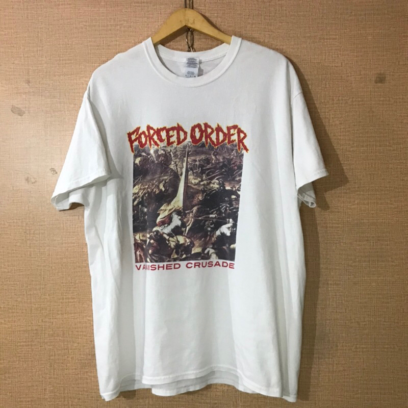KAOS BAJU BAND HARDCORE FORCED ORDER ALL OUT WAR TRAPPED UNDER ICE OFFICIAL VINTAGE GILDAN ALBUM COV