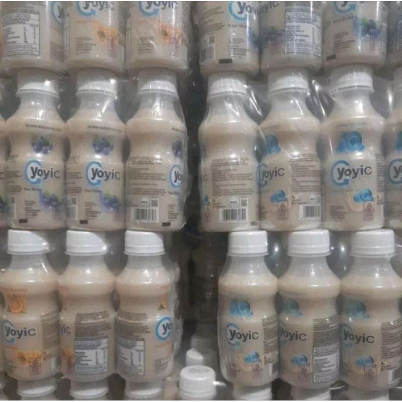 

YoyiC -Jeruk - Blueberry - Original- 1 Pak 12 Botol @130 ML-Minuman Susu Berfermentasi