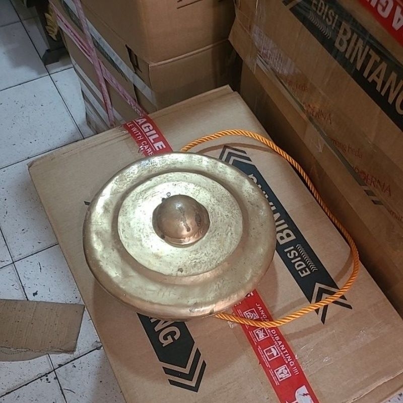 Gong besi dim 25 cm
