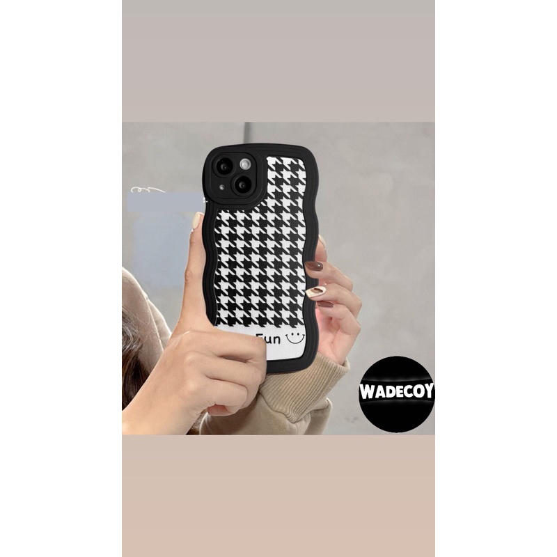 Soft Case Hitam motif Houndstooth Iphone 7/8/SE 2020