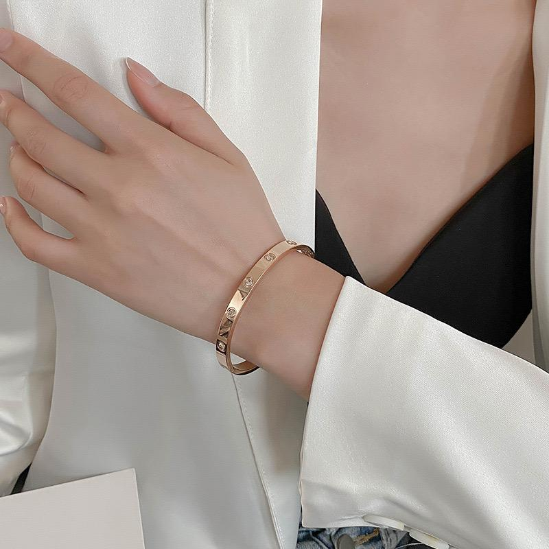[ Bayar Ditempat ] Gelang Titanium Asli Anti Karat / Gelang Wanita Bangle Terbaru / Gelang Titanium 