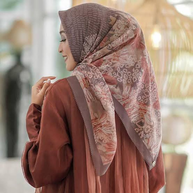 Buttonscarves Les Amities Reborn - Mocha prelove