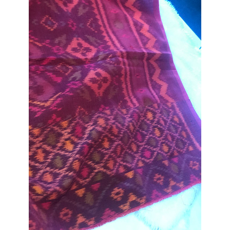 kain Tenun Endek Khas Palembang