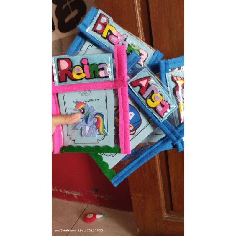 cover buku tabungan/dompet buku tabungan anak sekolah