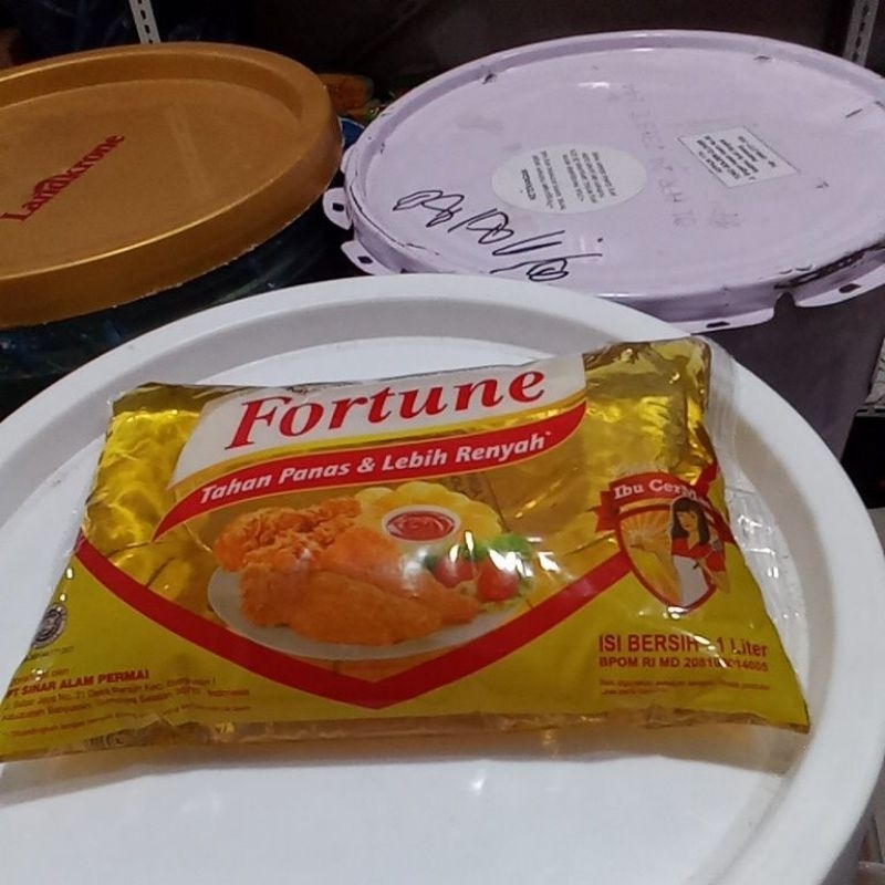 

minyak goreng fortune pillow 1 liter