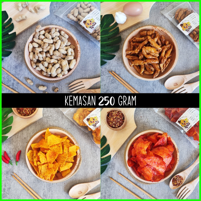 

Kacang Kulit Asin / Kacang Sembunyi / Keripik Singkong Sambal / Tortilla Balado / Aneka Camilan Snack Krezz