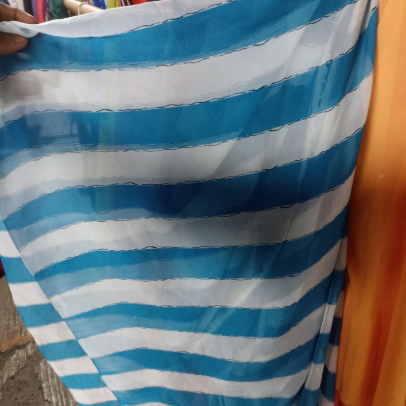 kain ceruty motif // kain ceruty motif salur // kain bahan // kain motif salur