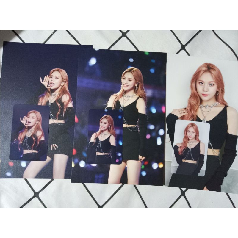 VIVIZ OFFICIAL MD KCON 2022 JAPAN BEHIND PHOTO SET