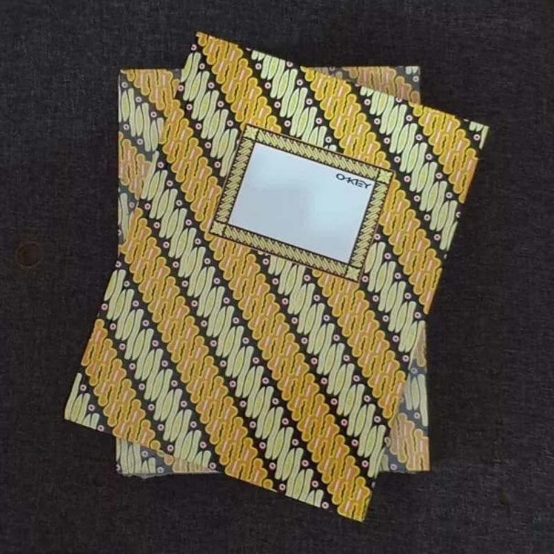 

HARDCOVER KWARTO / BUKU AKUTANSI KWARTO