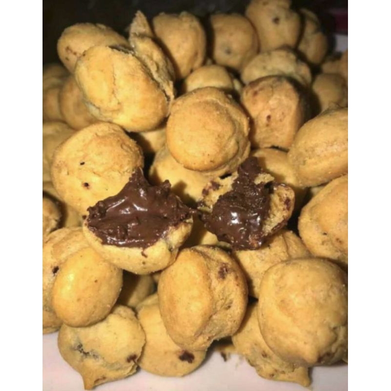 

soes coklat lumer kiloan Snack isi coklat lumer