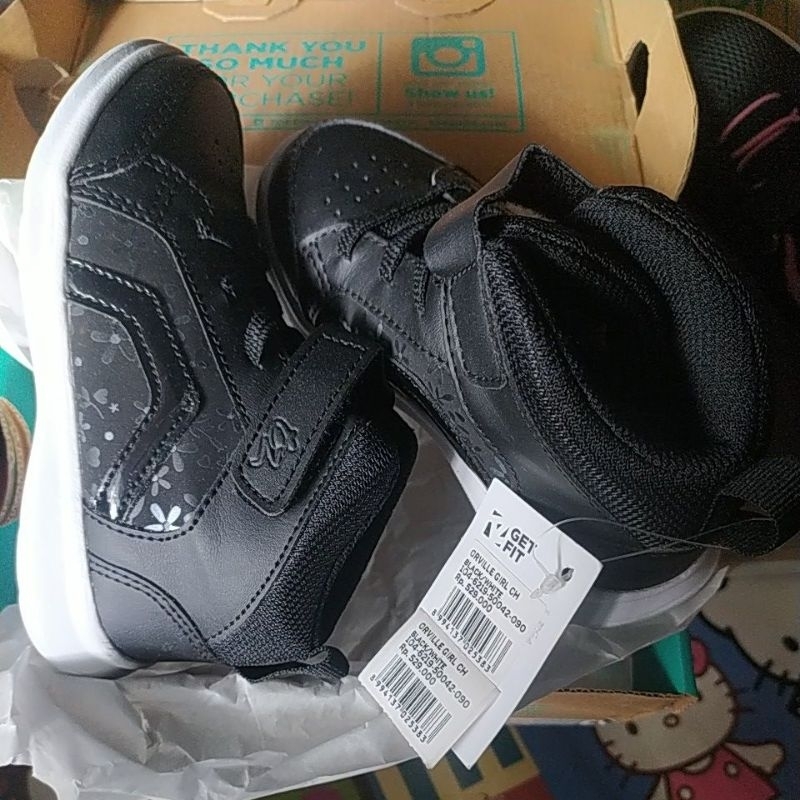 TOEZONE - NOMAD SPORT FS - GRENADA FS - ZOOLITE GIRL CH - ORVILLE GIRL CH - TOPHER KNIT CH - KEI CH