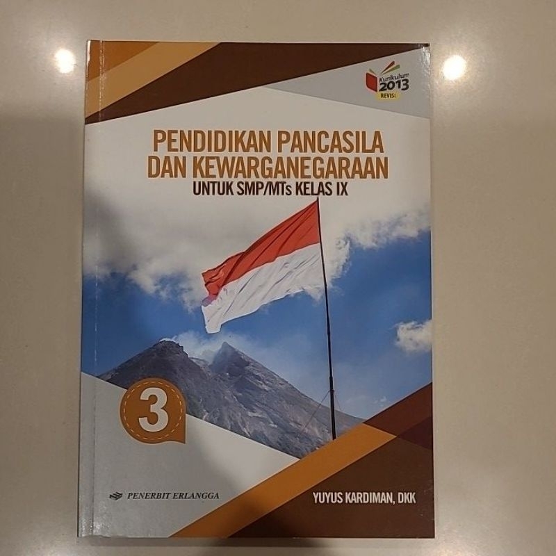 PPKN 3 untuk SMP kelas 9