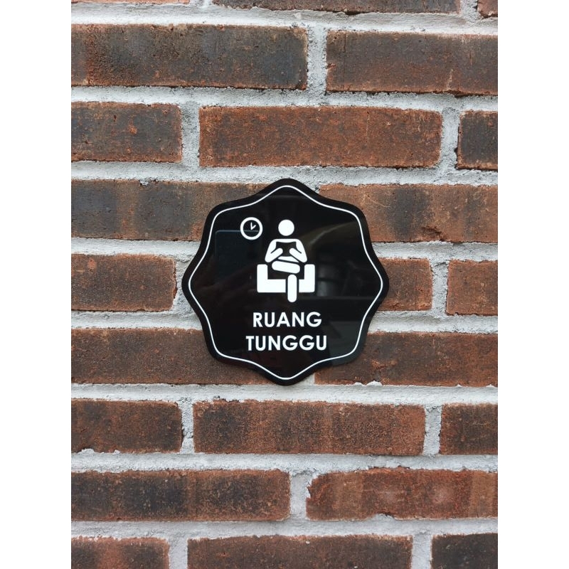 signage akrilik / ruang tunggu