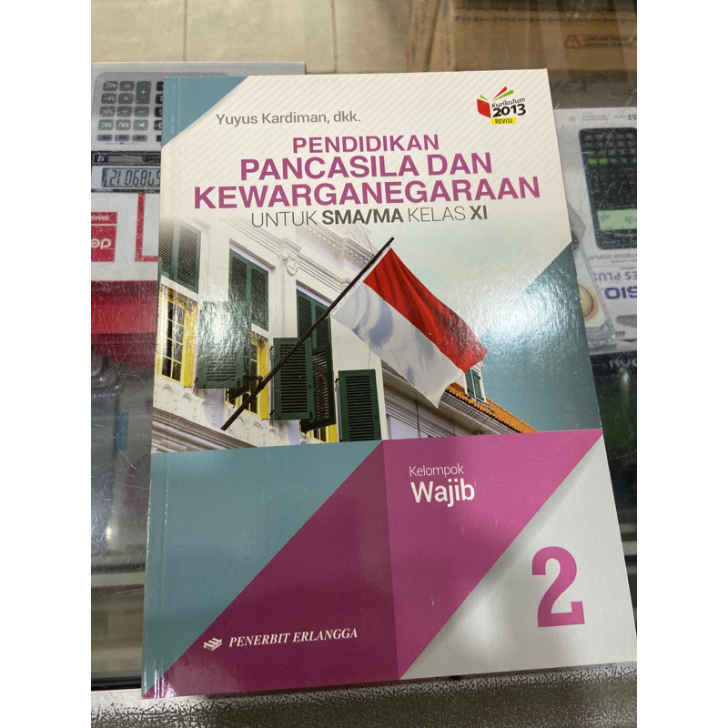 

buku pendidikan pancasila dan kewarganegaraan kelas XI