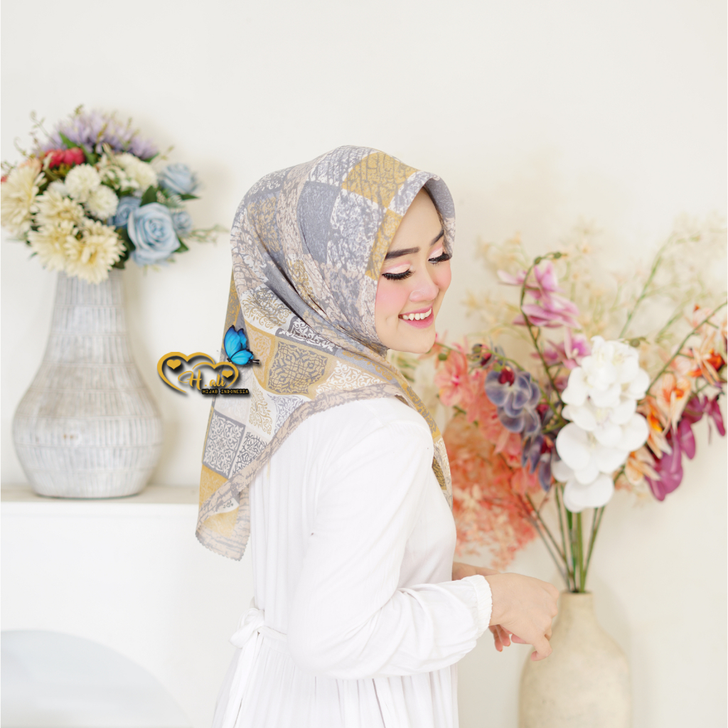 Jilbab Segi Empat Motif Terbaru  Jilbab Segi Empat Motif Voal Hijab Segi Empat Motif Lasser Cutting SH 04 series