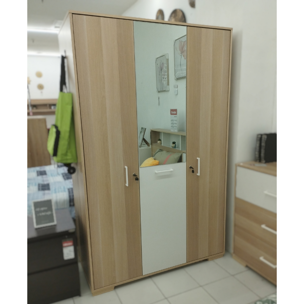 Selma Jovi Lemari Pakaian 3 Pintu - Cokelat Oak Furniture Informa Lemari baju lemari kayu lemari 3 p