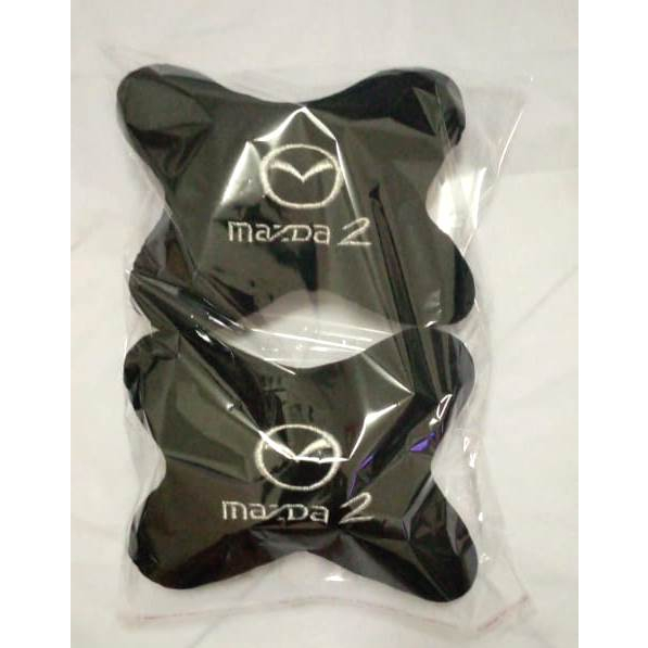 Headrest sandaran kepala variasi aksesoris interior bantal mobil Mazda 2