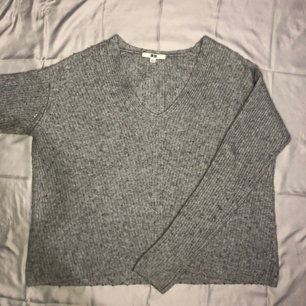 Sweater Knit Uniqlo (Uniqlo Knitted Sweater)