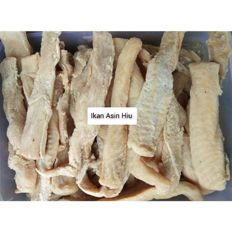 

Ikan Asin Hiu Kalimantan (500g) Sa Ng Phu / Sua He Pou / Suahe Pou / Sangphu / Sha Ng Phu / Ikan Asin Kalimantan Barat / Ikan Asin Pontianak / Ikan Asin Murah