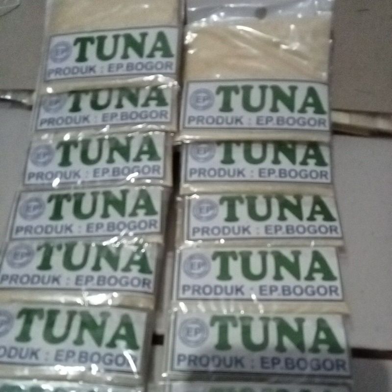 umpan ikan tepung tuna isi 10 pcs / untuk memancing ikan emas