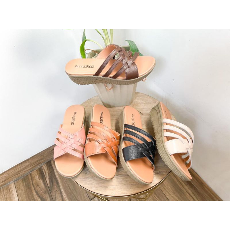 sandal kulit bhonkshors
