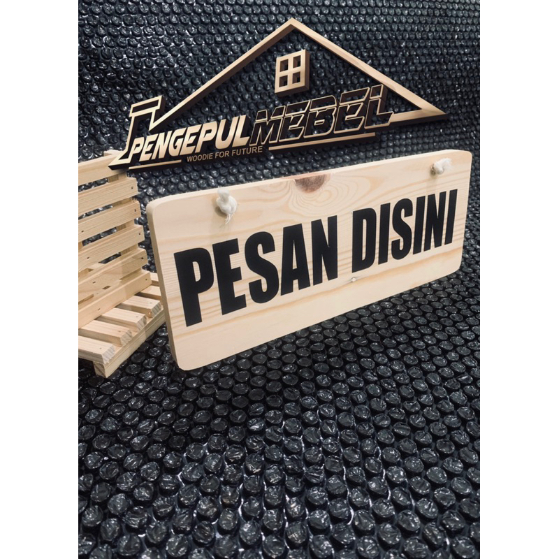 Papan Penanda Tulisan PESAN DISINI "PESAN DISINI"