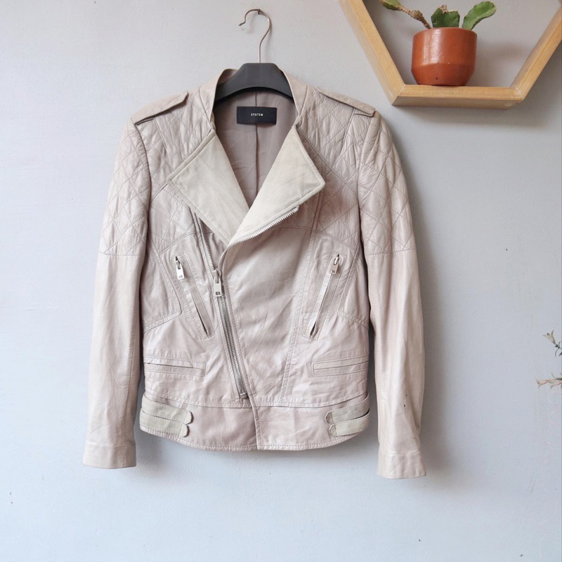 Jaket kulit motor cewek ramones outer kulit Pl bekas preloved second