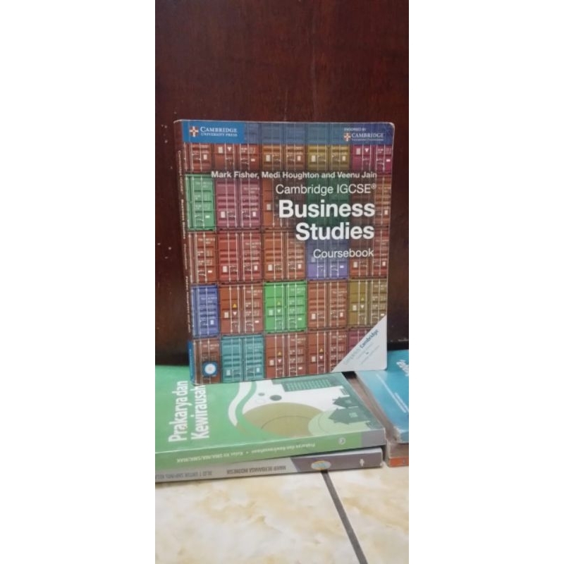 Buku Cambridge Igcse Business Studies coursebook