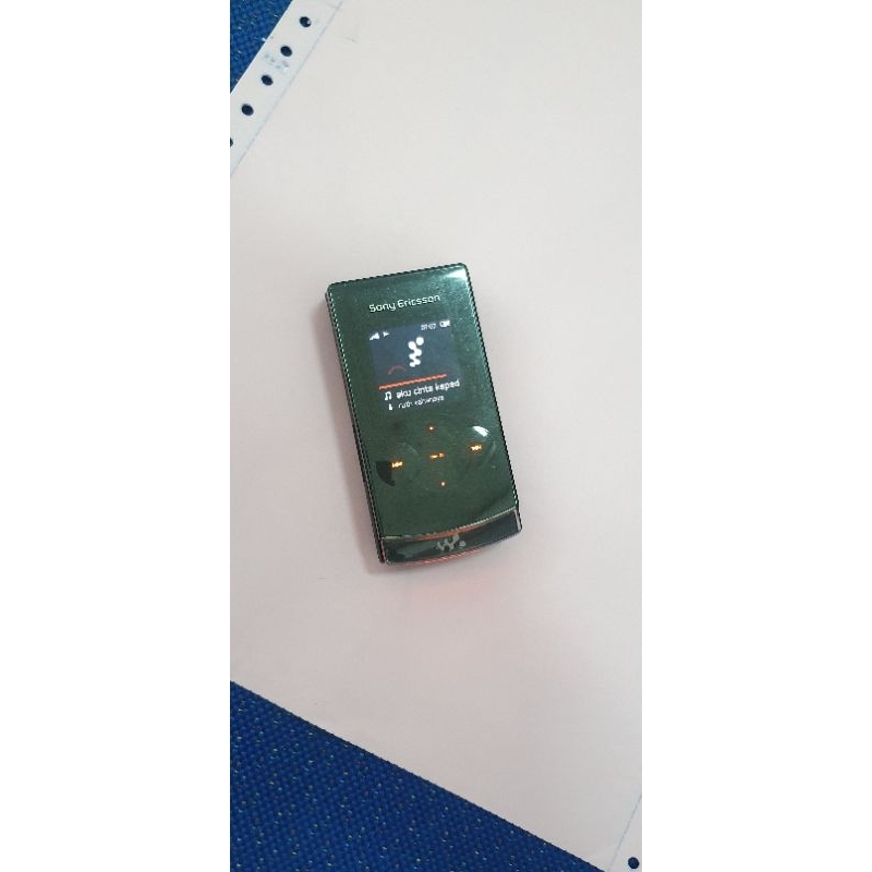 Sony Ericsson W980 Madona  8Gb
