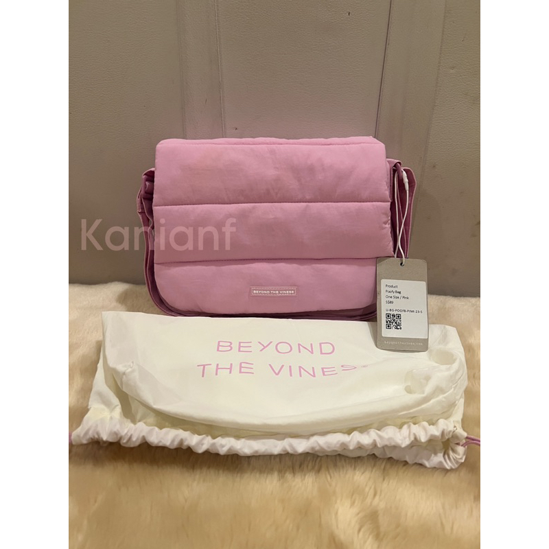 PRELOVED BTV POOFY BAG Beyond The Vines Poofy Bag