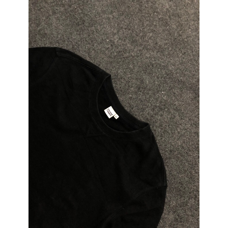 Crewneck Polham Hitam