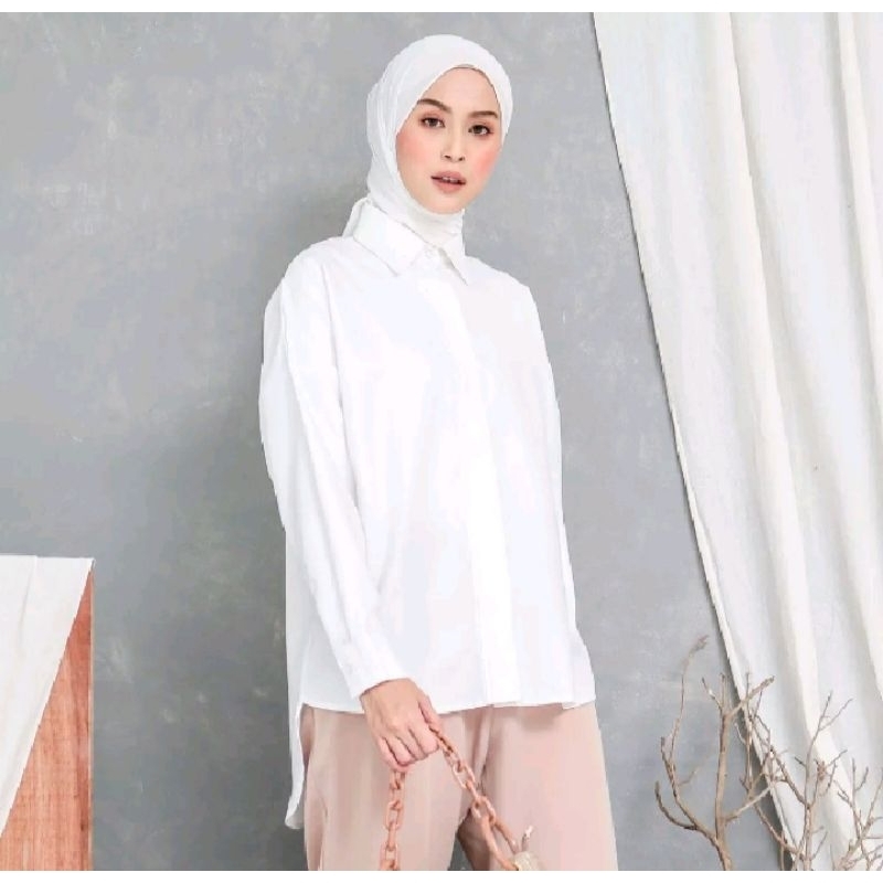 Evonne atasan baju wanita kemeja white hide buttom basic