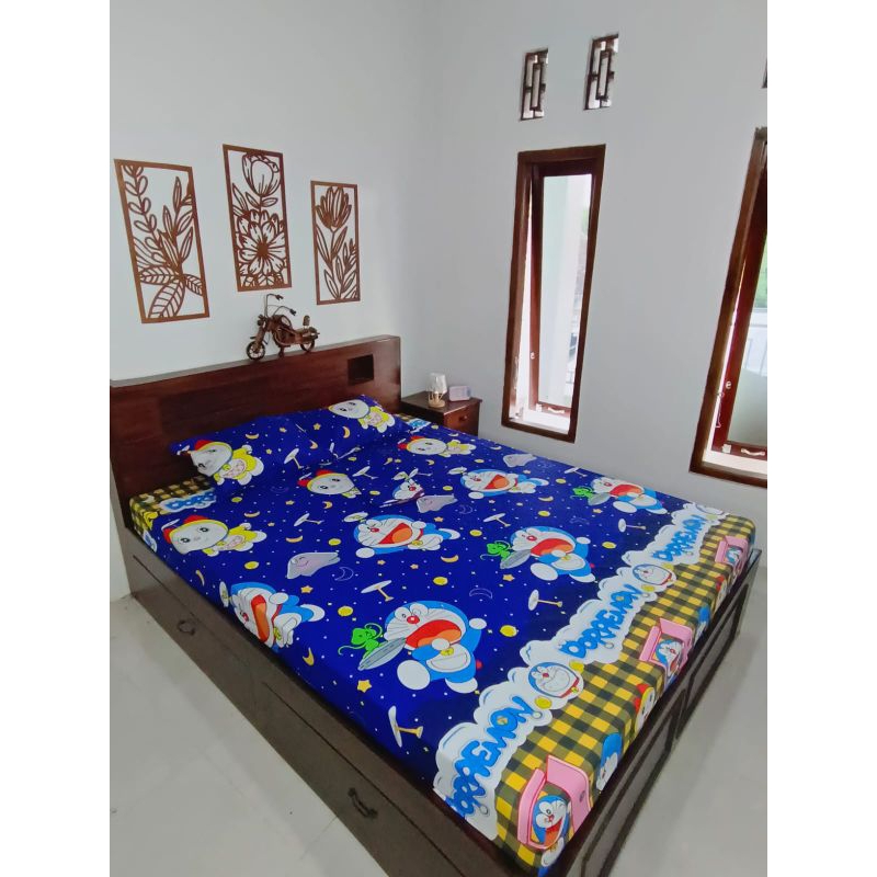 Sprei Homemade motif Doraemon Rabbit size 180 160 120 Ataya Grosir Sprei