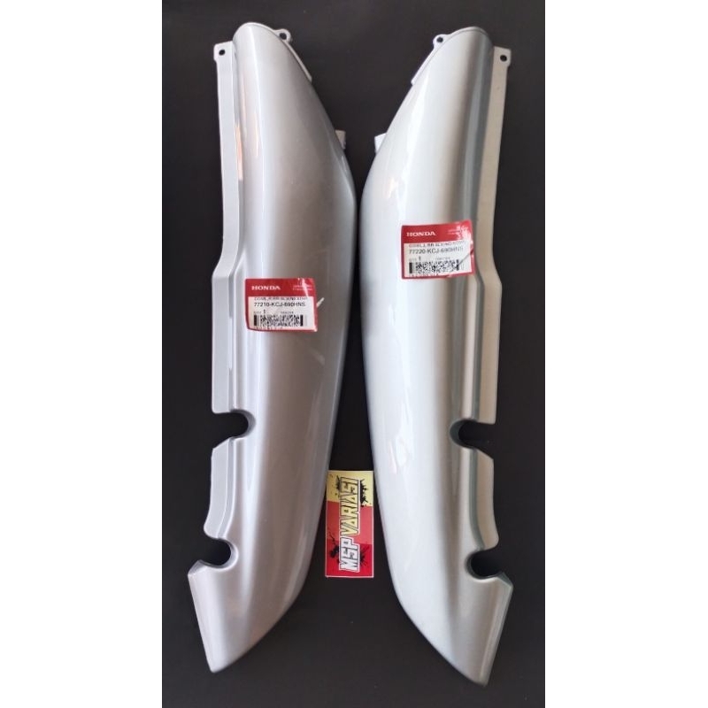 Original AHM 77210-KCJ-690HNS dan 77220-KCJ-690HNS  Cover Body Belakang KANAN KIRI Honda Tiger Lama 